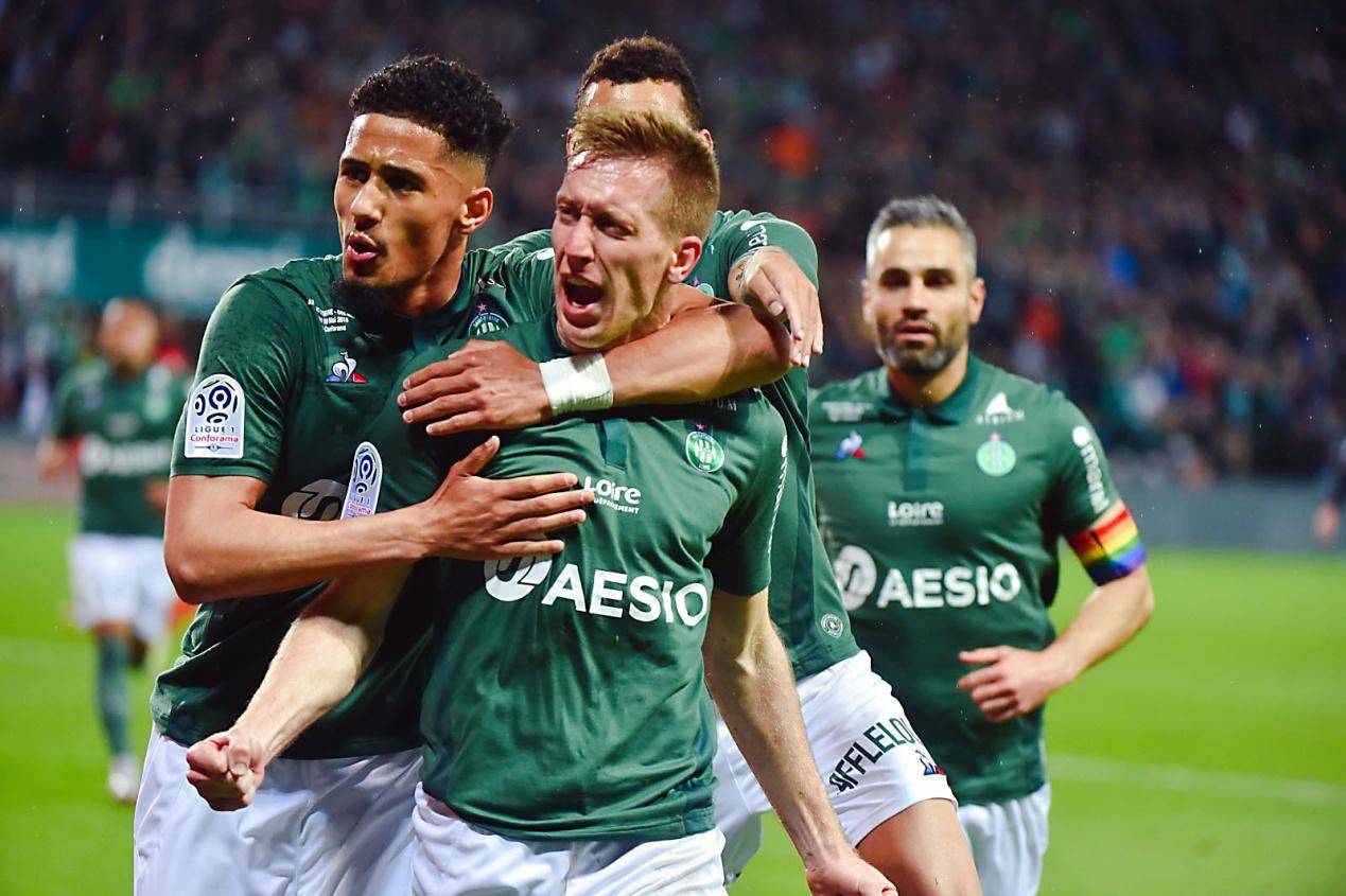 爱游戏网页版-亚眠球员因伤退出比赛，对球队影响较大的简单介绍