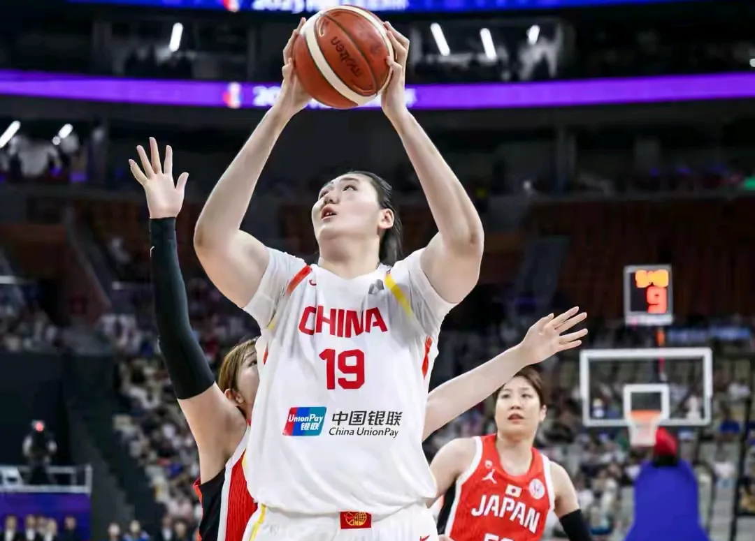 北京女篮主场失利，遗憾吞下连败的简单介绍