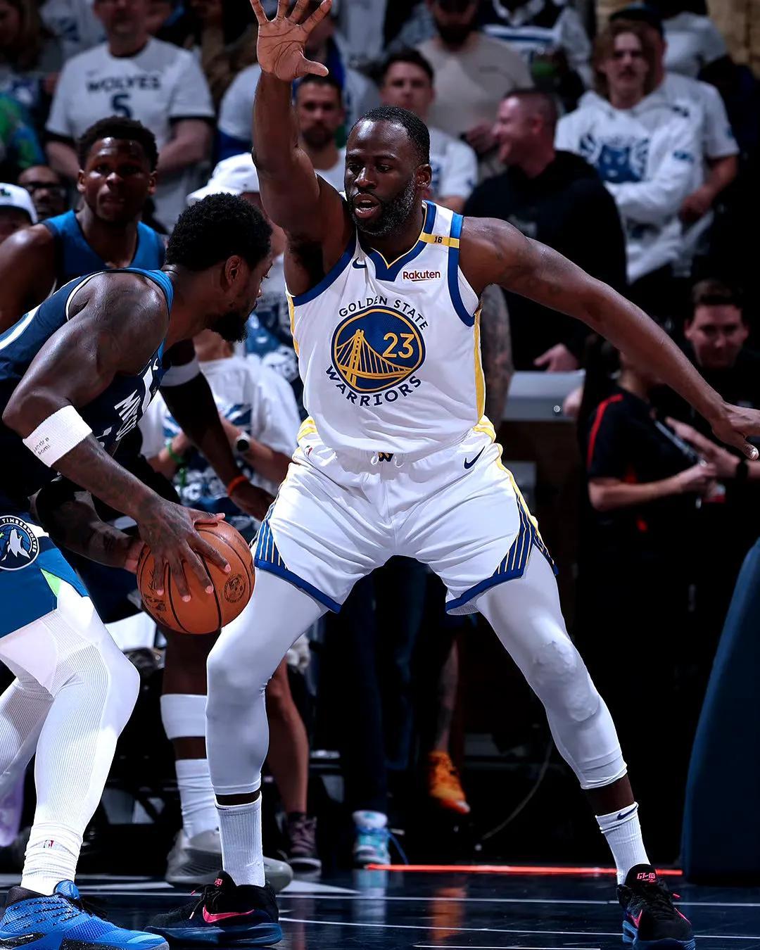 森林狼队取得胜利，球员表现迅猛引人瞩目的简单介绍