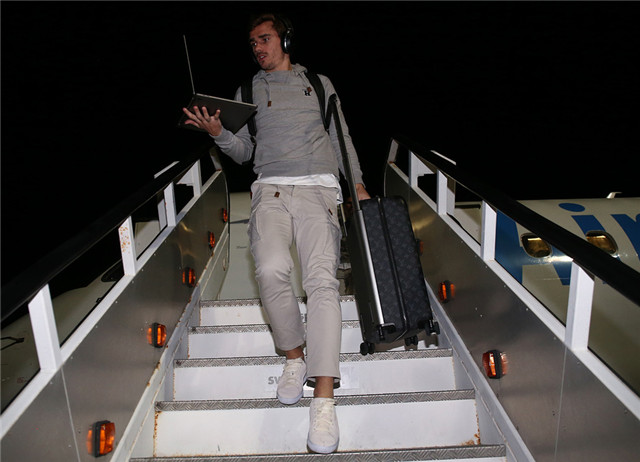 包含瓦拉多利德客场逼平，继续保持平稳的词条