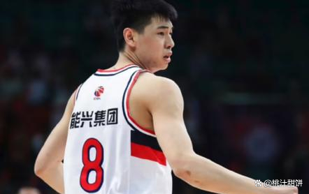 关于四川队老将发挥出色，带领球队取得胜利的信息